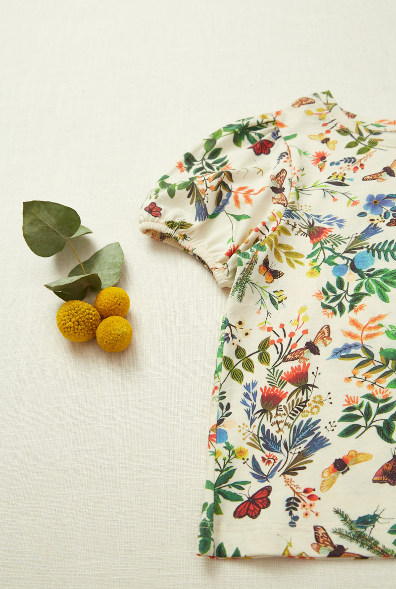 REMERA CLARA