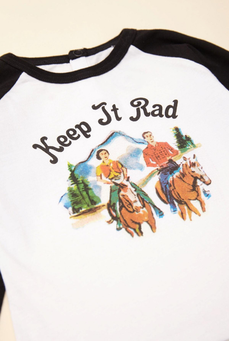 REMERA BB RAD