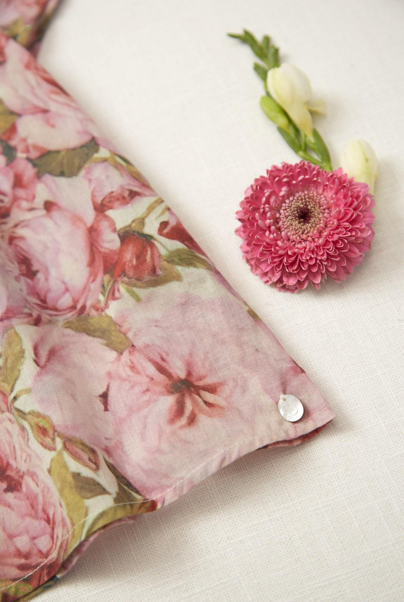 BLUSA ROSES