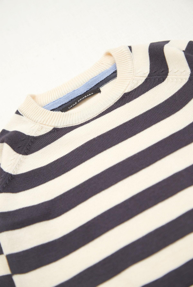 SWEATER C/R M/L NOAH